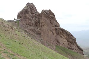 Felsen der Festung Alamut