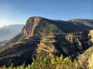 Die Serpentinen des Serra da Leba 