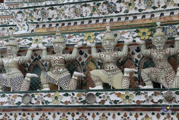Verzierung im Wat Arun
